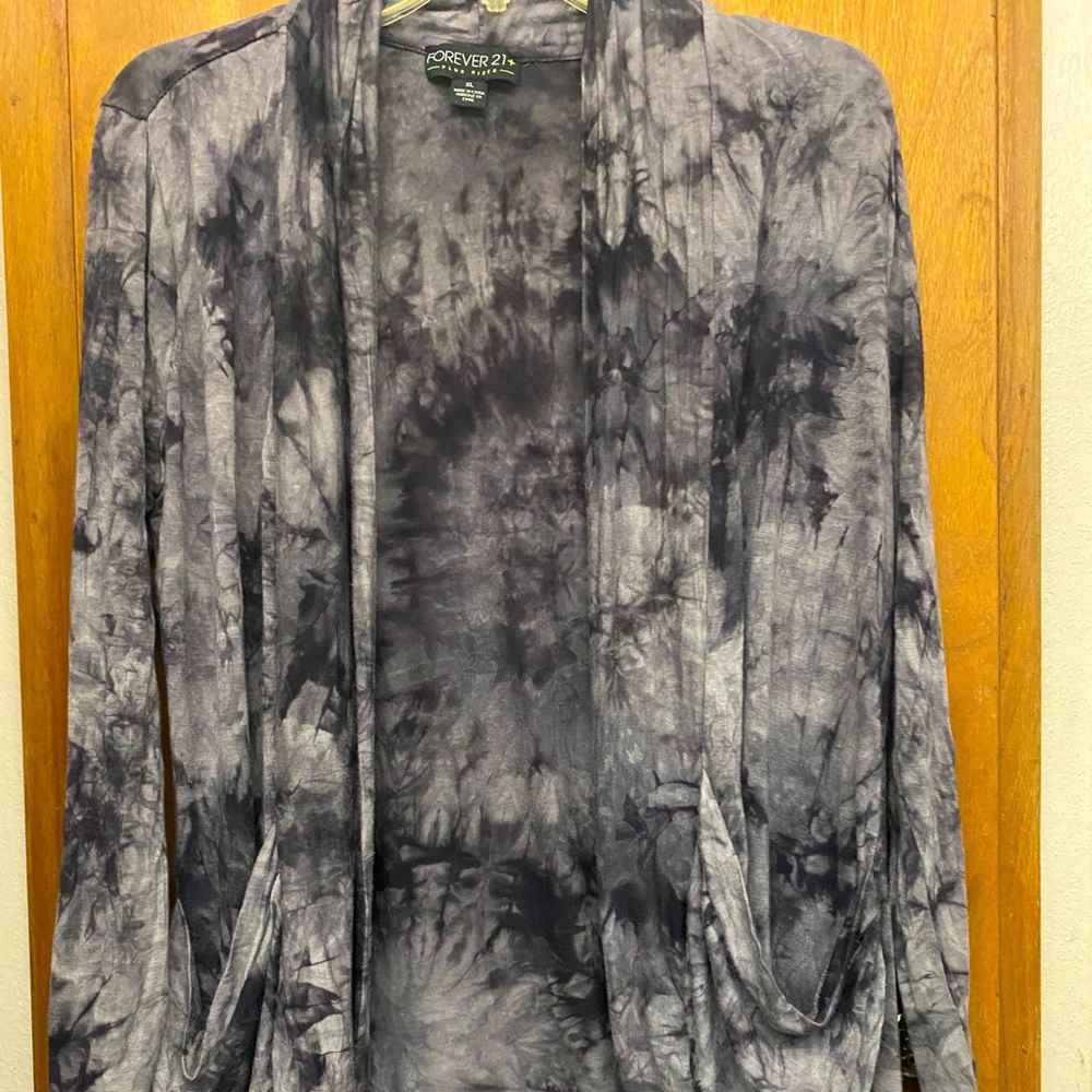 Black and Grey Tie Dye Open Cardigan F21+